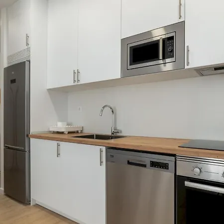 2 Bedrooms 2 Bathrooms Furnished - Retiro - Refurbished - Mintystay Madrid Buitenkant foto